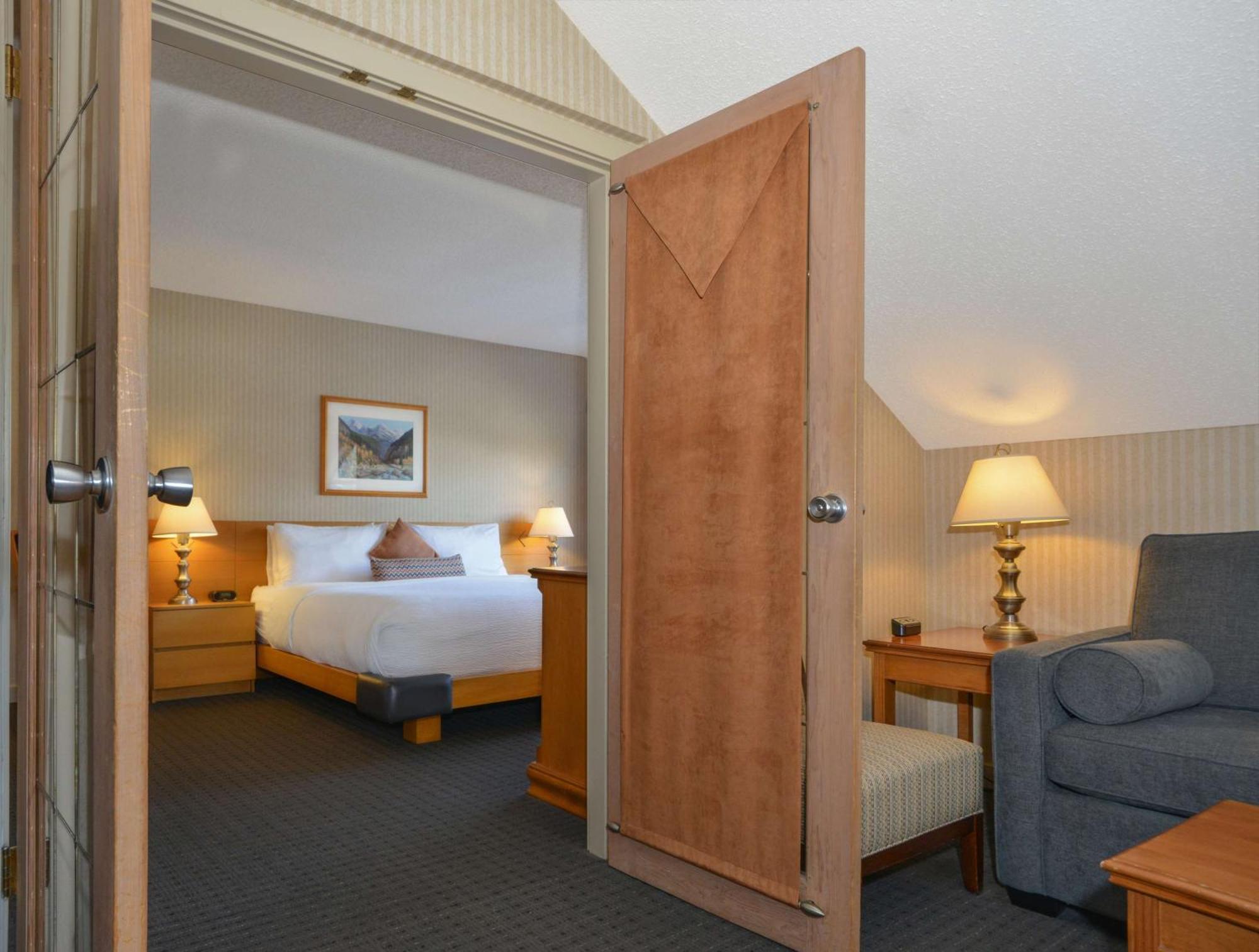 Listel Whistler, A Coast Hotel Экстерьер фото