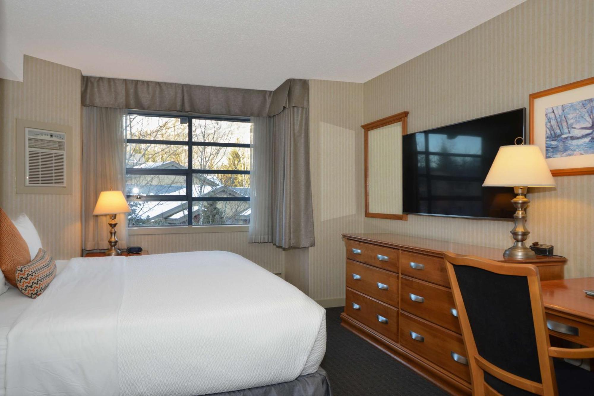 Listel Whistler, A Coast Hotel Экстерьер фото