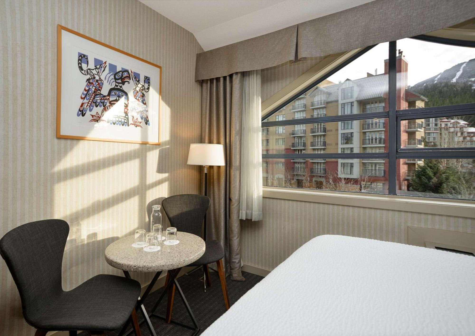 Listel Whistler, A Coast Hotel Экстерьер фото
