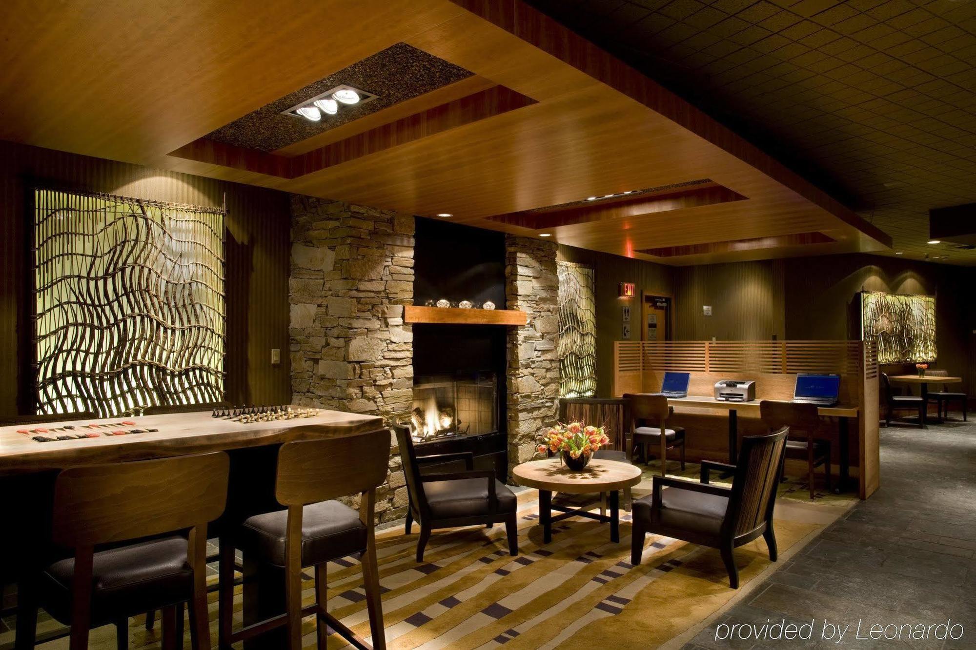 Listel Whistler, A Coast Hotel Интерьер фото