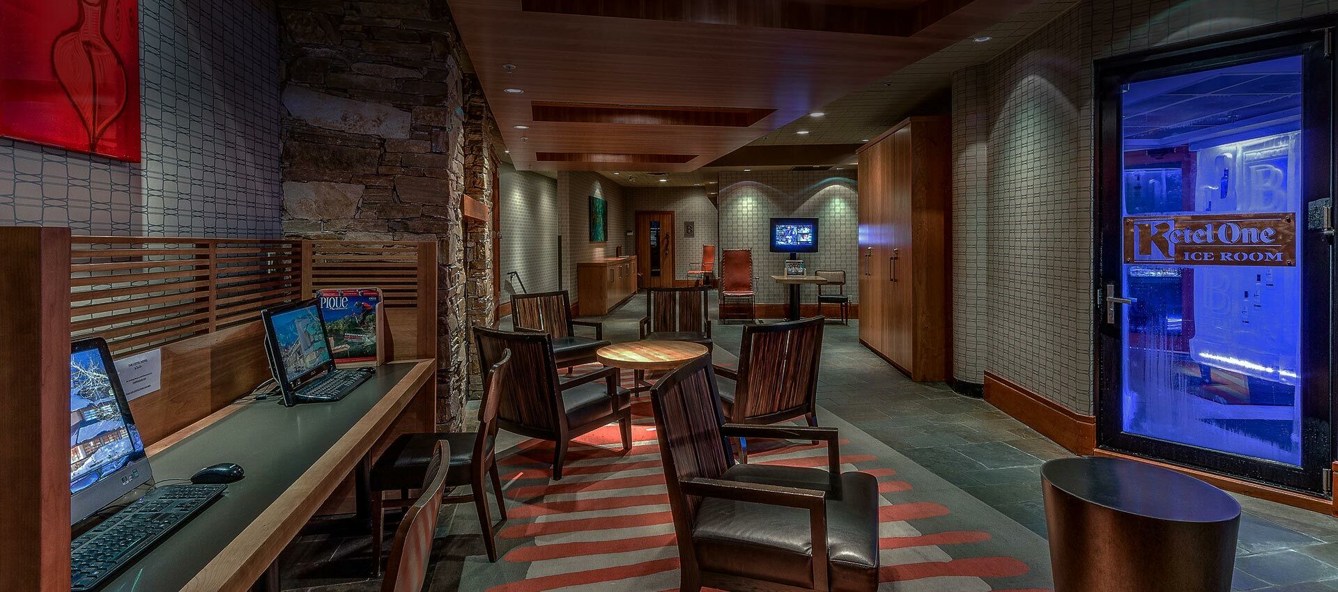 Listel Whistler, A Coast Hotel Экстерьер фото
